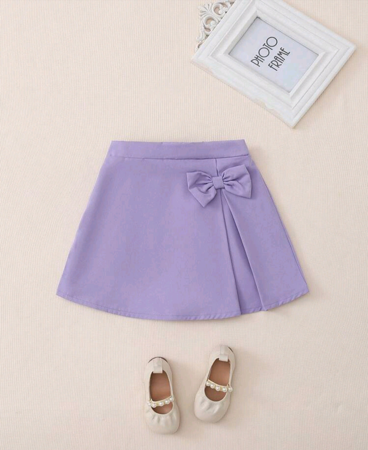 Falda con detalles en lazo