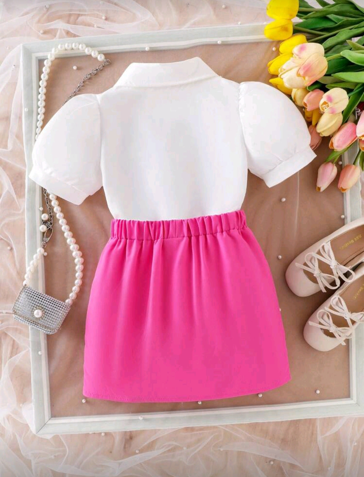 Camisa con detalles + falda con flor 3D