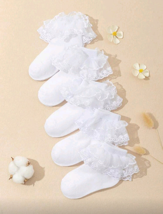 Acc. Medias cortas con encajes