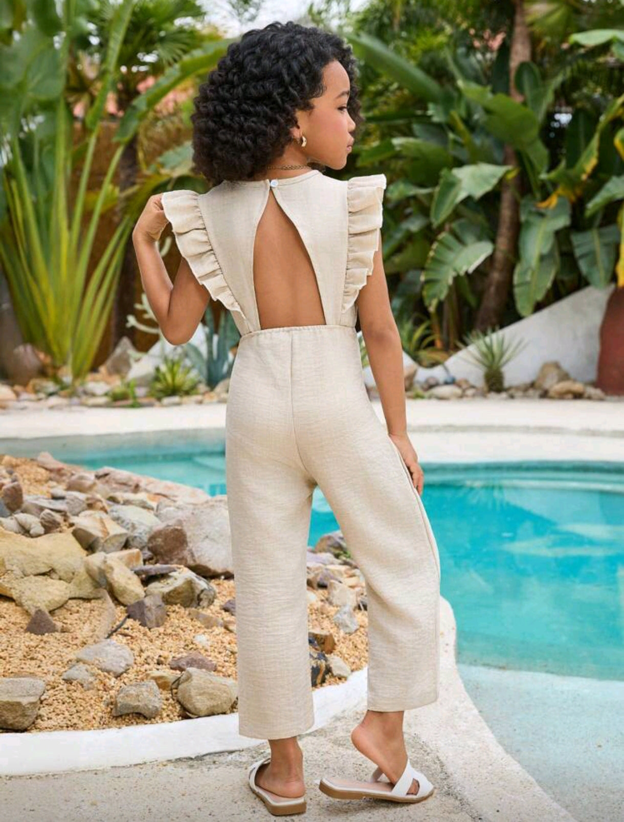 Monito largo con detalles en las espalda