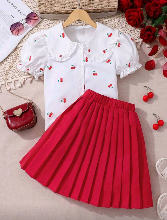 Camisa con estampa de cereza + falda plisada
