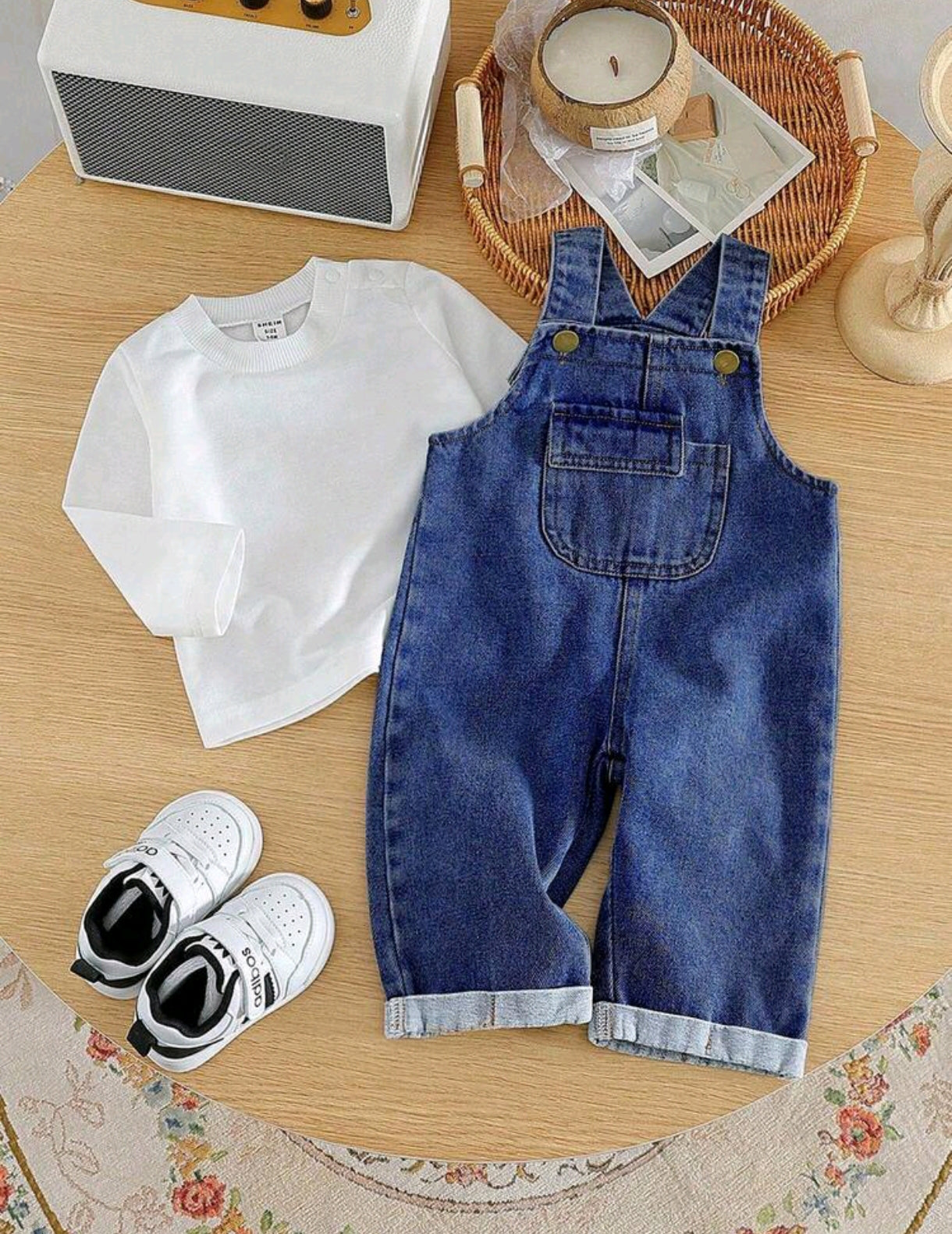 Mangas largas+ jardinera de jeans