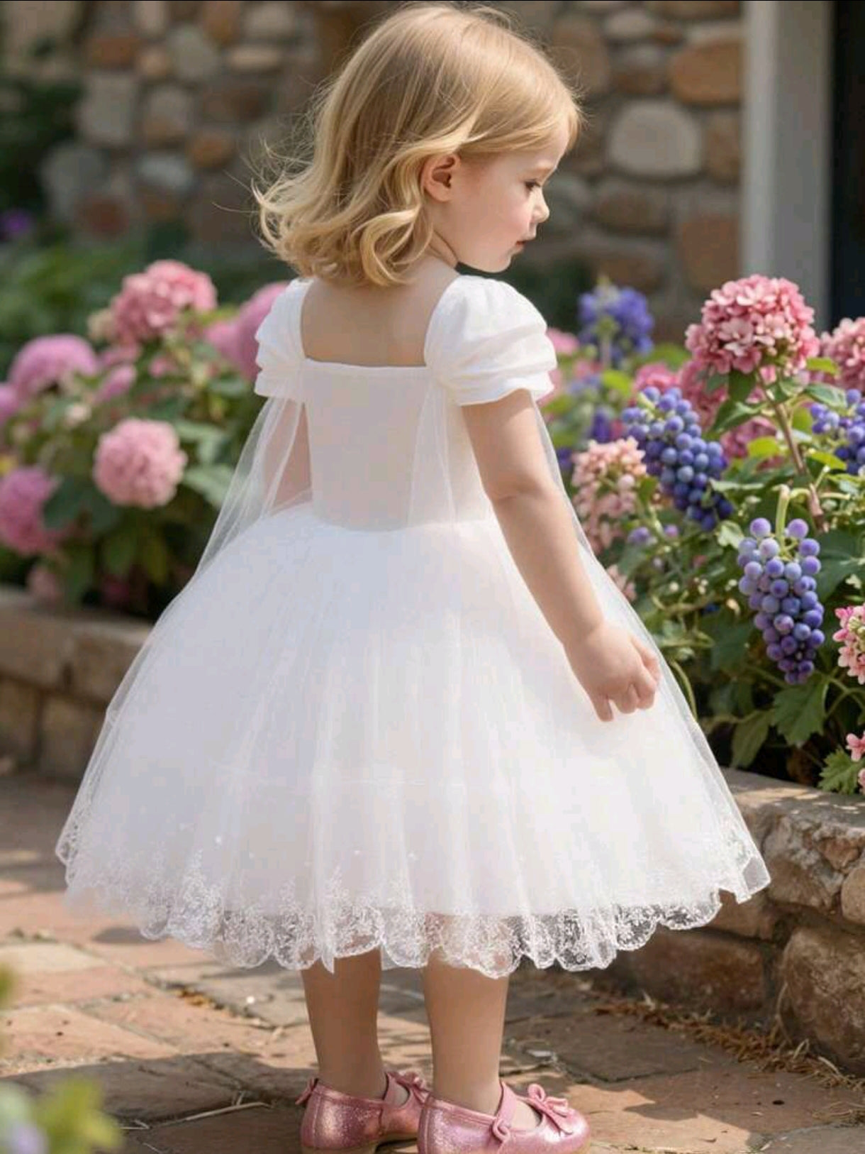 Vestido Blanco blanco con encajes