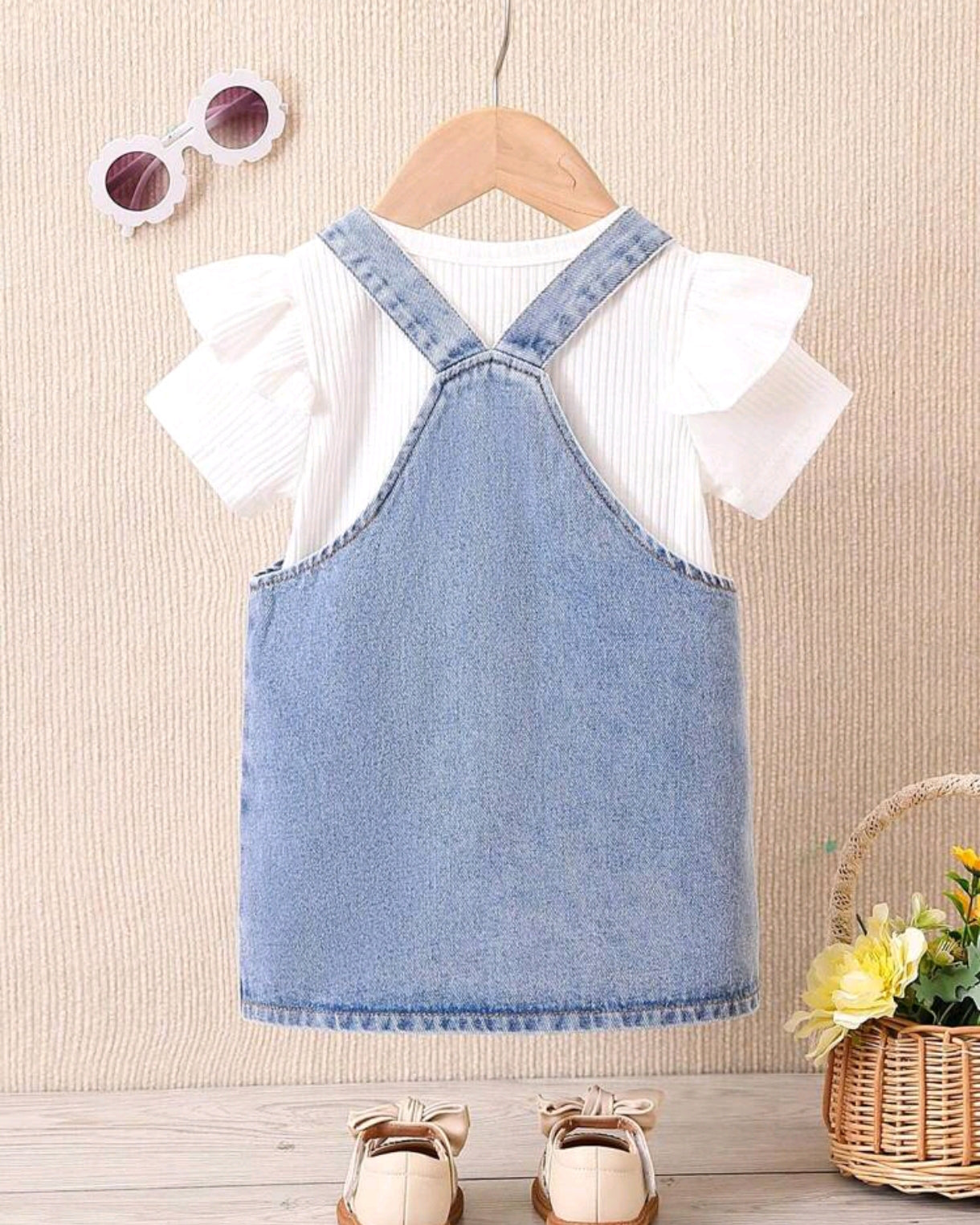 Blusita acanalada + vestido de Jeans con bordados
