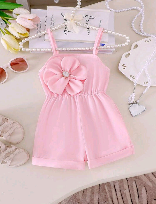 Mono con tirantes detalle en flor