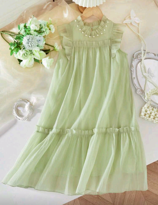 Vestido cuello redondo con detalles en perlas