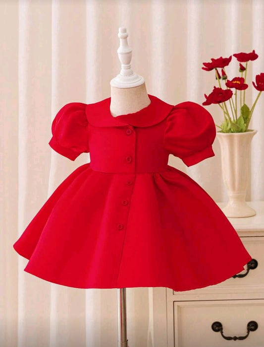 Vestido elegante con mangas princesas para bebé