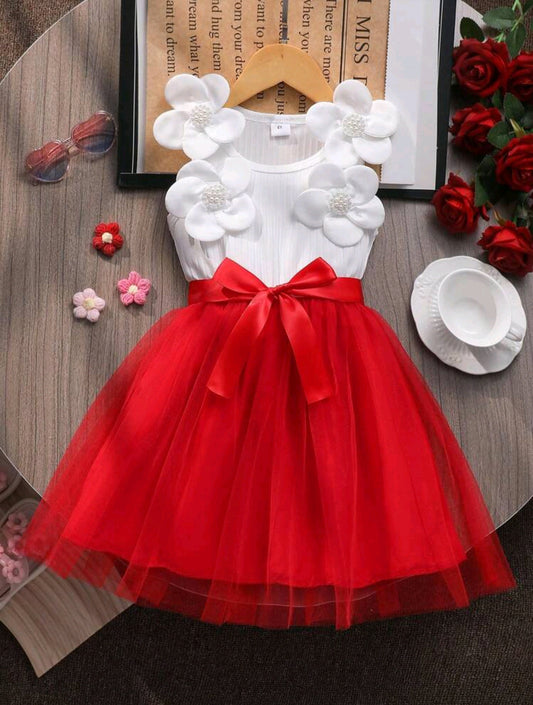 Vestido detalles en flores 3D y tul