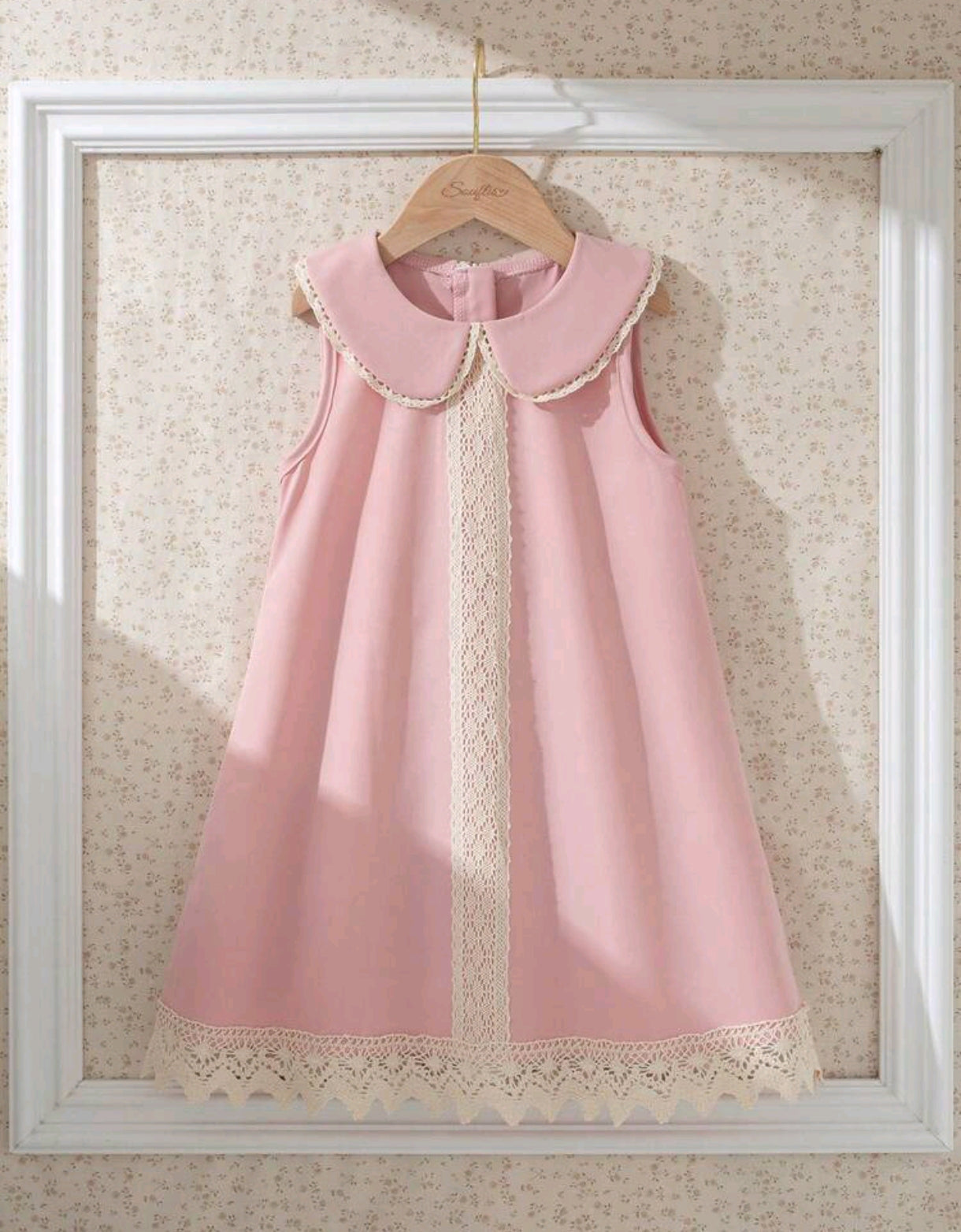 Vestido sin mangas linea A con cuello