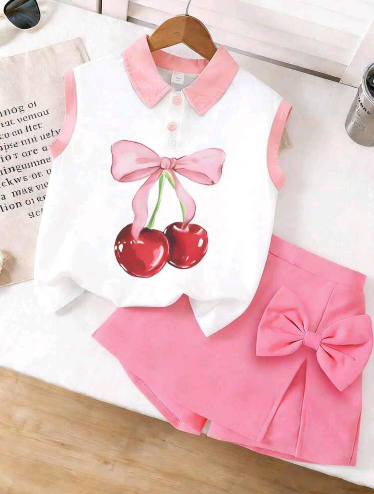 Blusa sin mangas con cuello+ short pollera