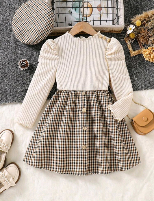 Vestido mangas largas con botones dorados  + boina