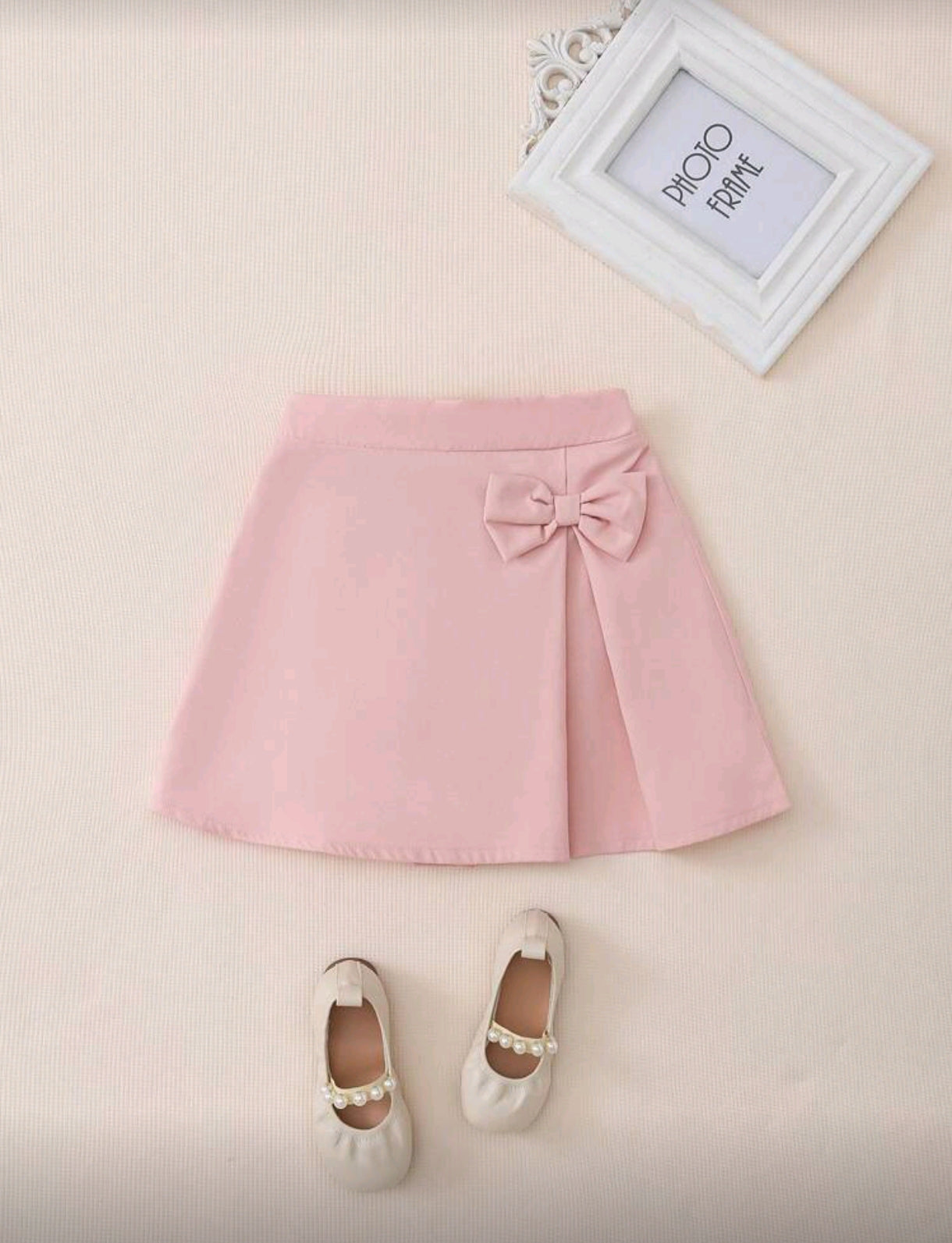 Falda con detalles en lazo