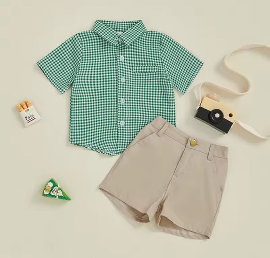 Camisa a cuadro + short