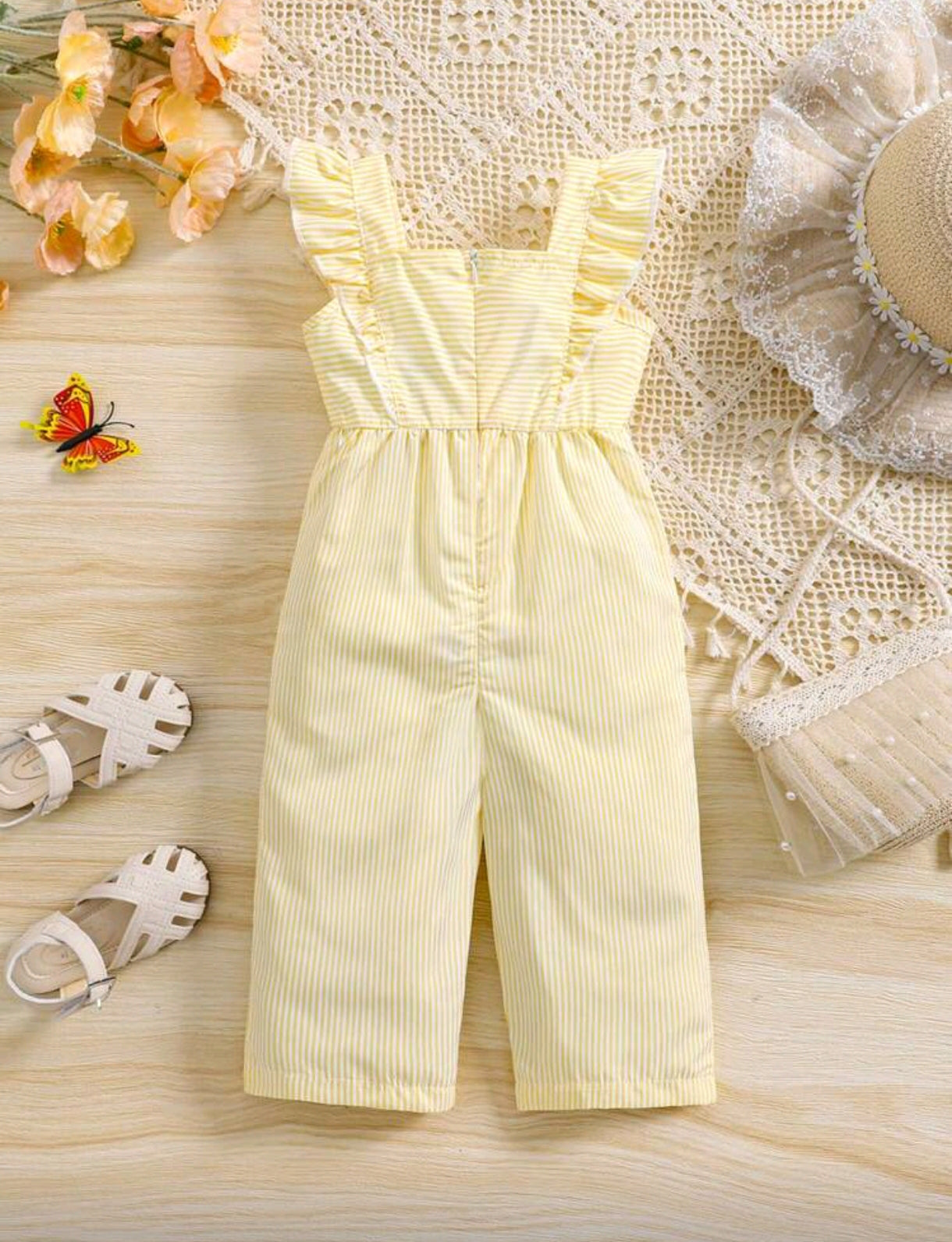 Monito bebé a rayas