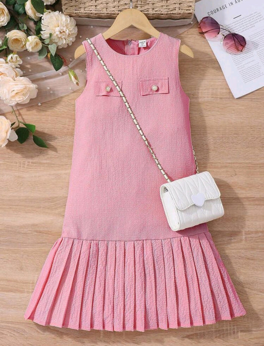 Vestido sin mangas con detalles plisados ( no incluye accesorios)