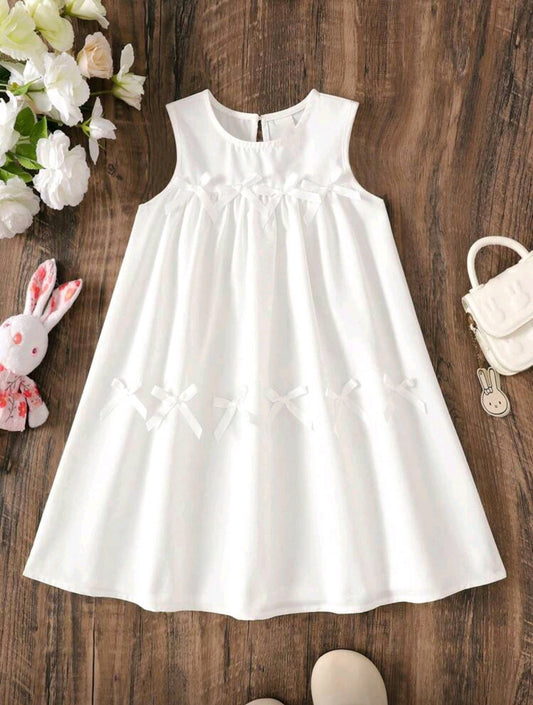 Vestido sin mangas con moños 3D