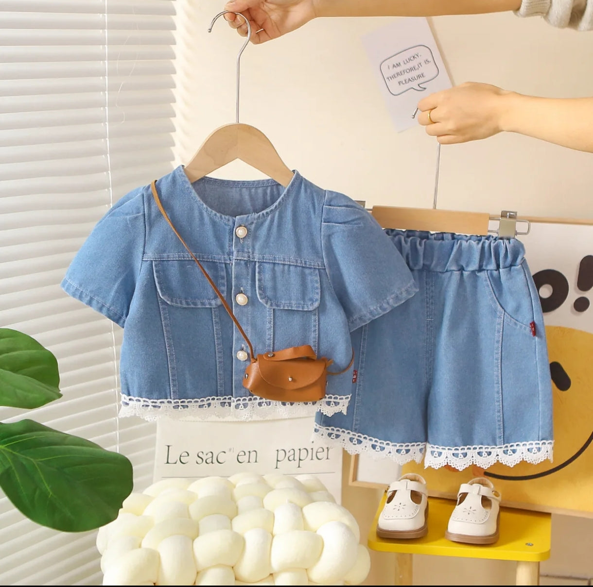 Camisa de Jeans + short+ caterita