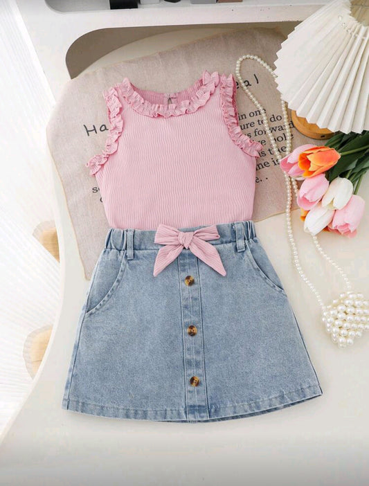 Blusa sin mangas + falda de jeans