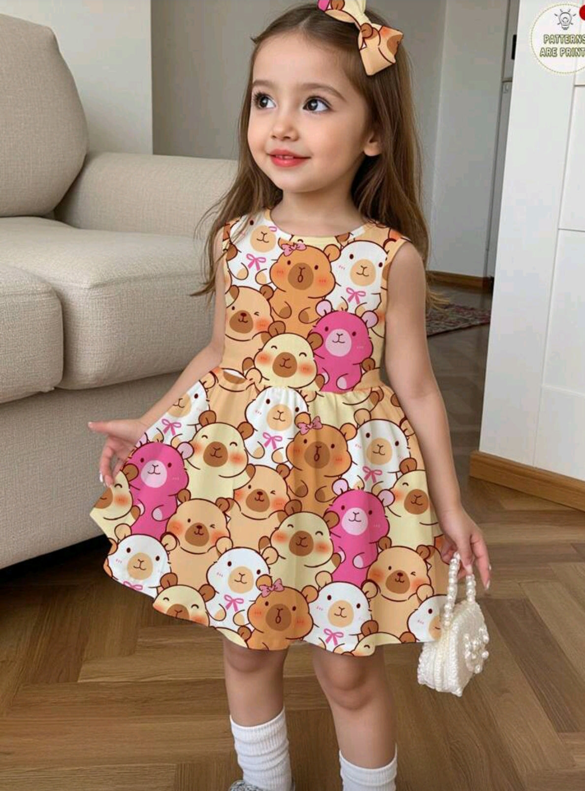 Vestido con diseño de capibara ( no incluye accesorios)