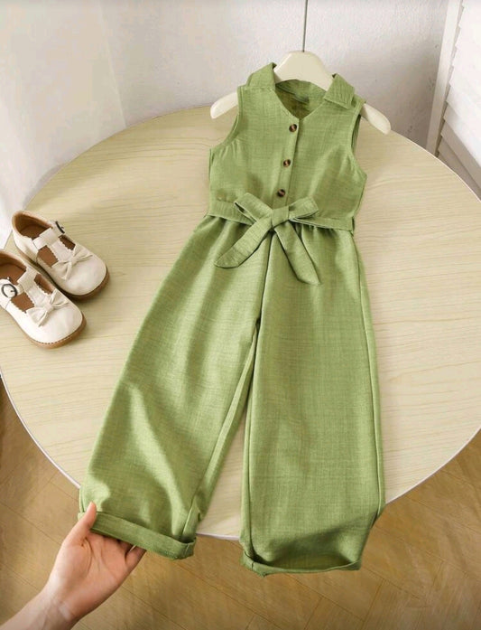 Monito sin mangas con cinturón