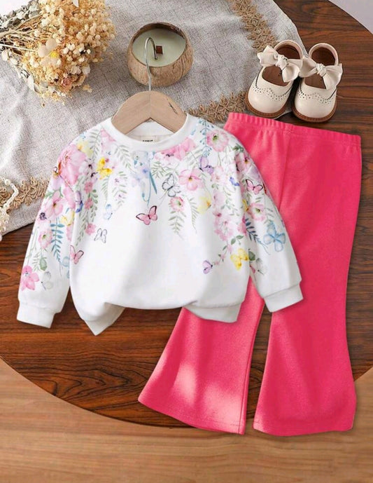 Abrigo estampado + pantalón acampando