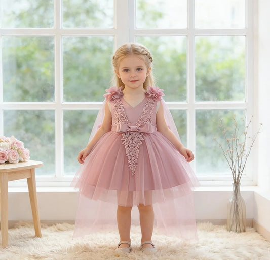 Vestido Elegante con detalles en flores, sin mangas