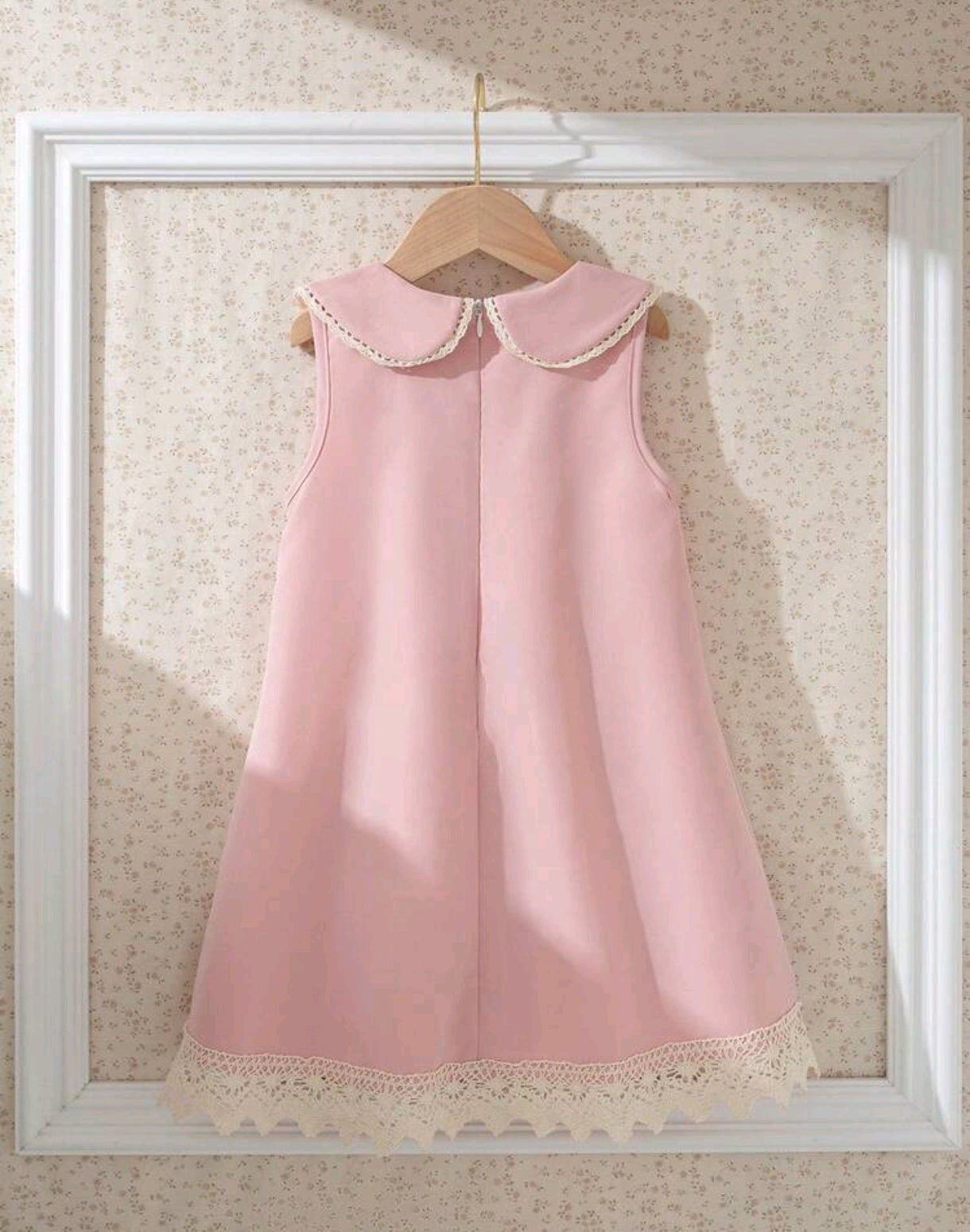 Vestido sin mangas linea A con cuello