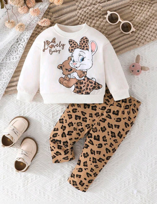 Mangas largas con estampado de conejo + pantalón leopardo