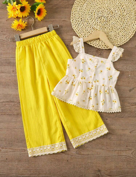 Blusa con estampado floral + pantalón