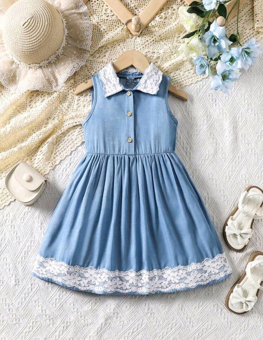 Vestido sin mangas con detalles de encaje
