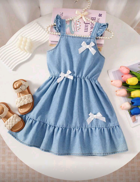 Vestido de jeans con detalles de moño