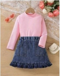 Mangas largas con cuello + falda de jeans