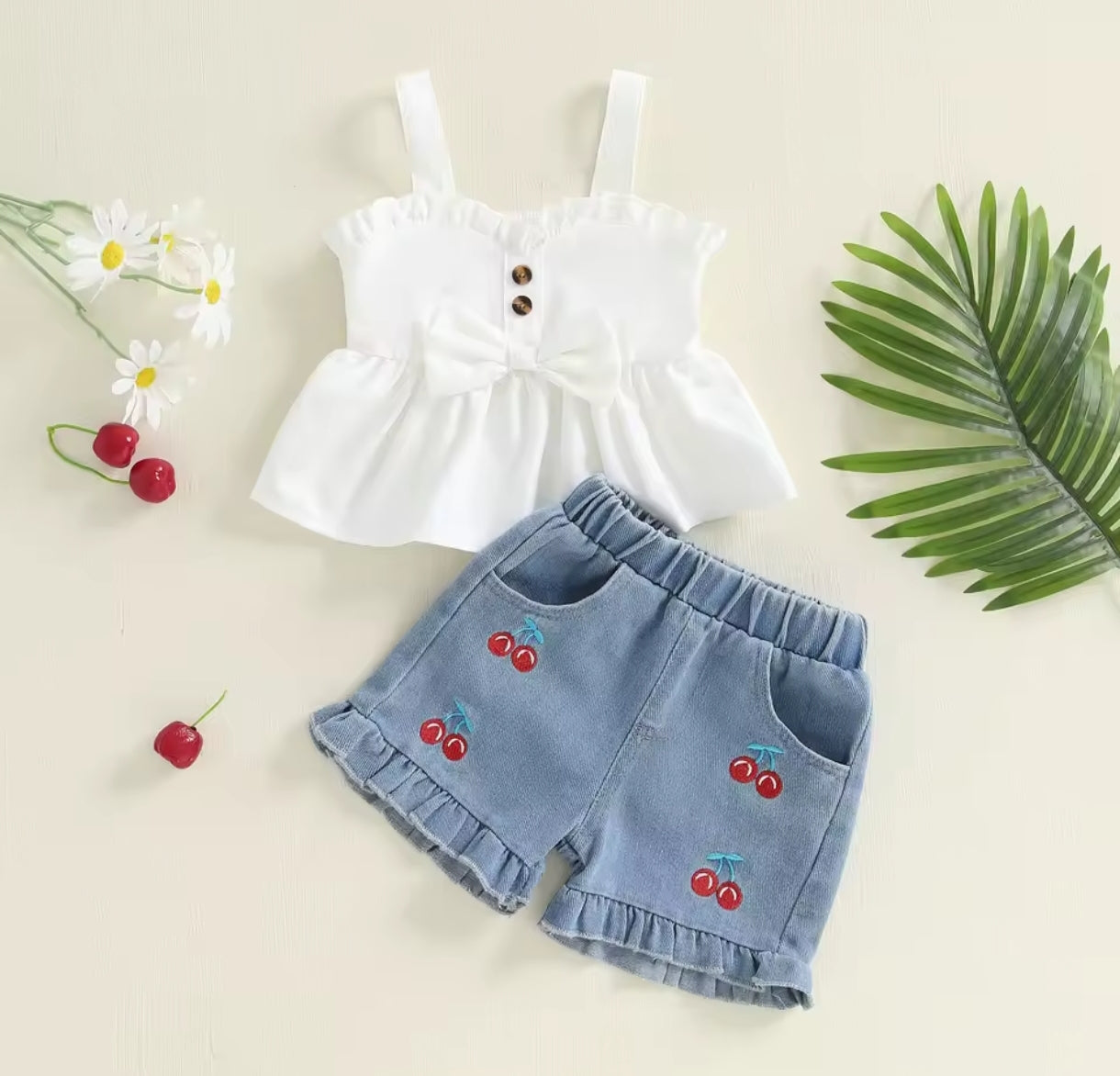 Blusa de tiritas+ short con bordados