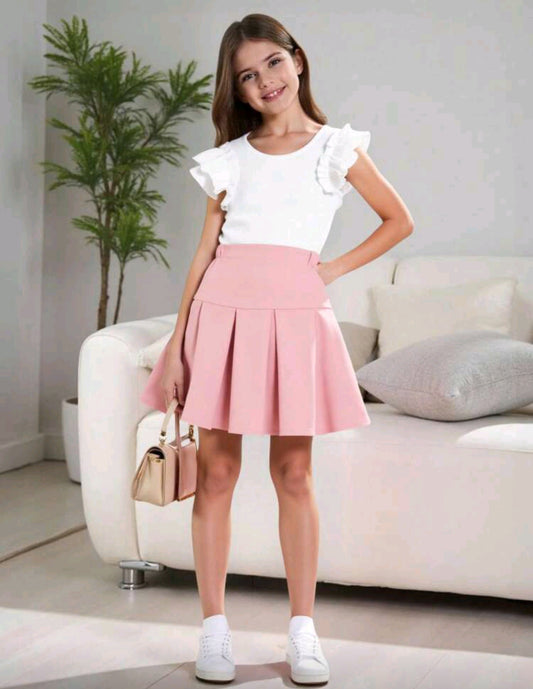 Blusa texturizada + falda plisada