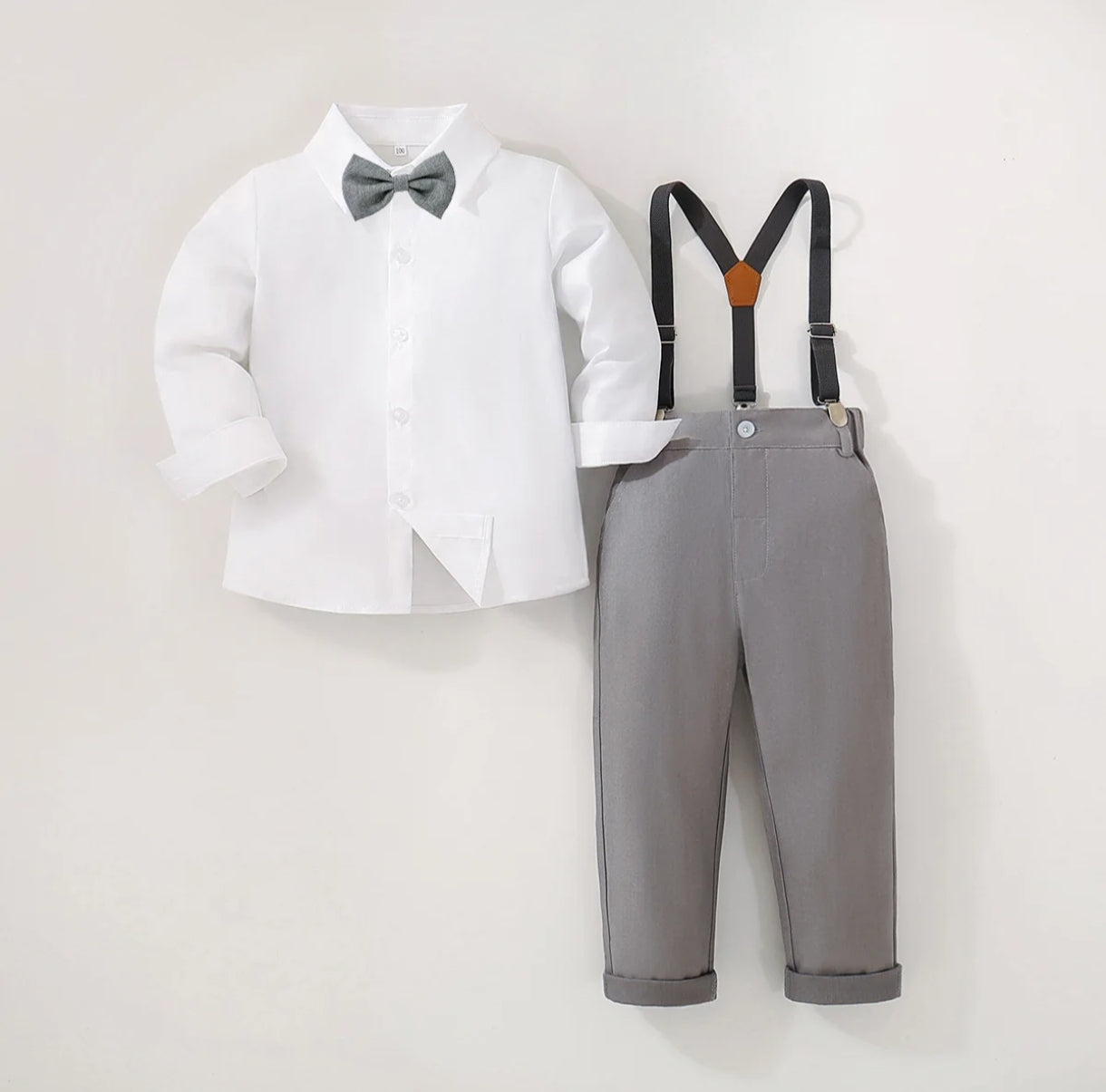 Camisa mangas largas+ pantalón+ suspensorio