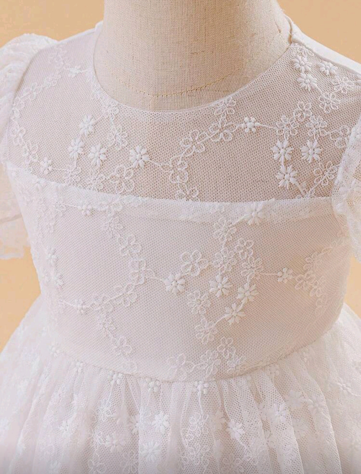 Vestido blanco bebe de encaje