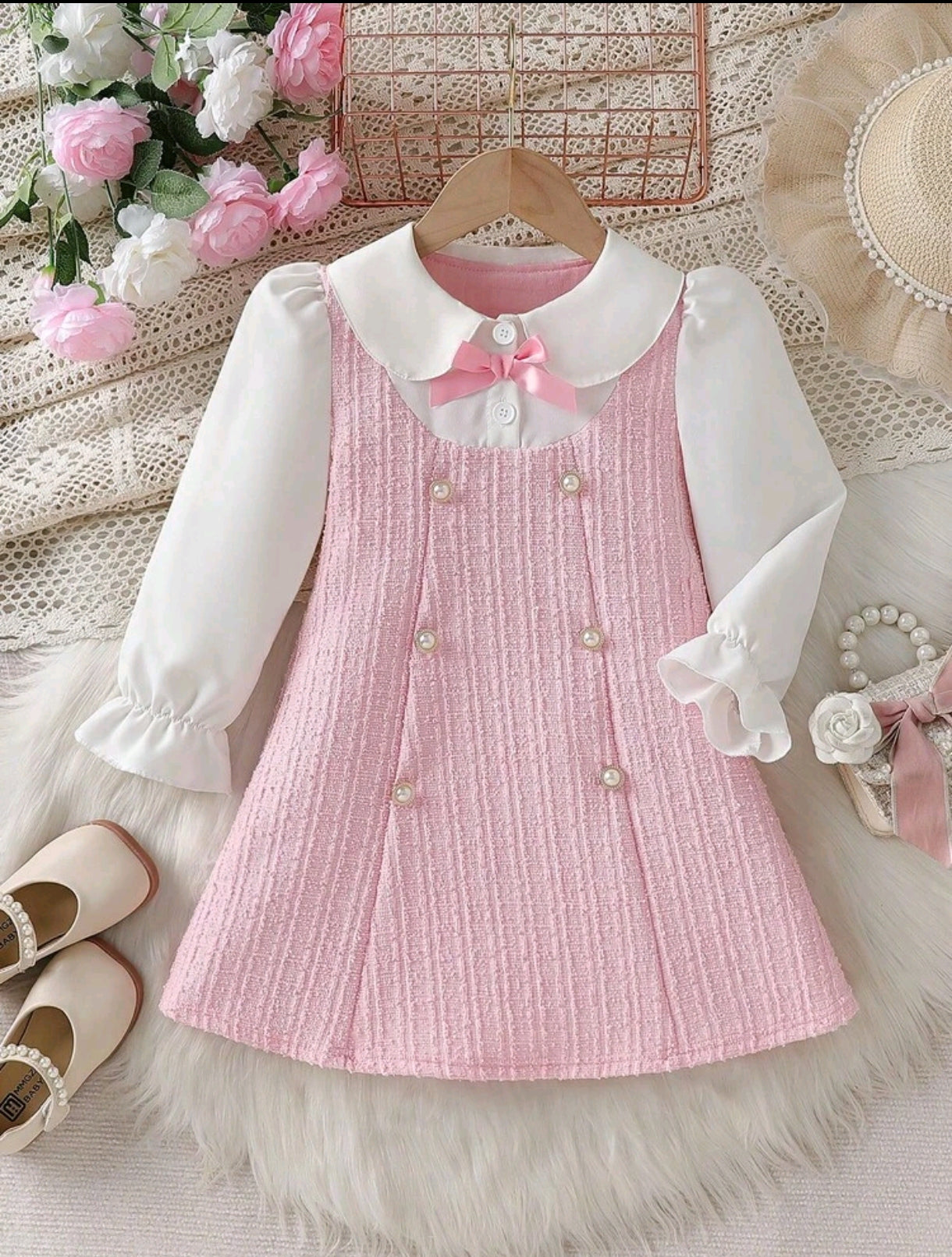 Vestido mangas largas chic con detalles en botones