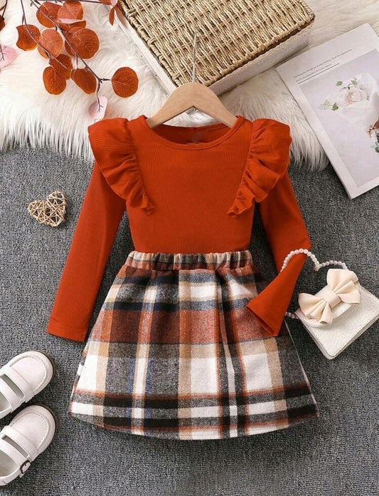 Mangas largas con fruncido + falda