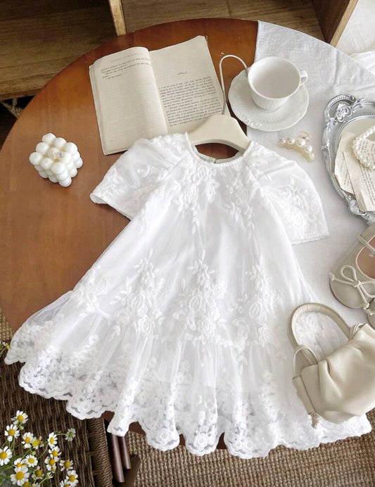 Vestido blanco de renda