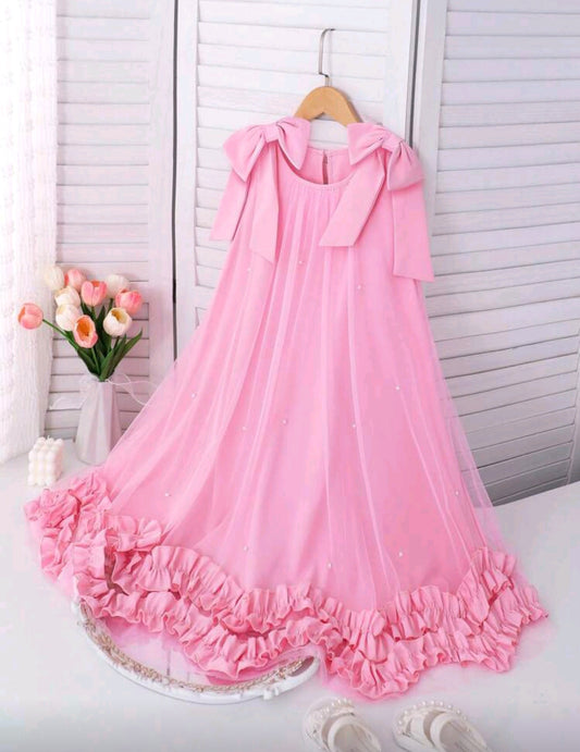 Vestido chic con detalles en perlitas