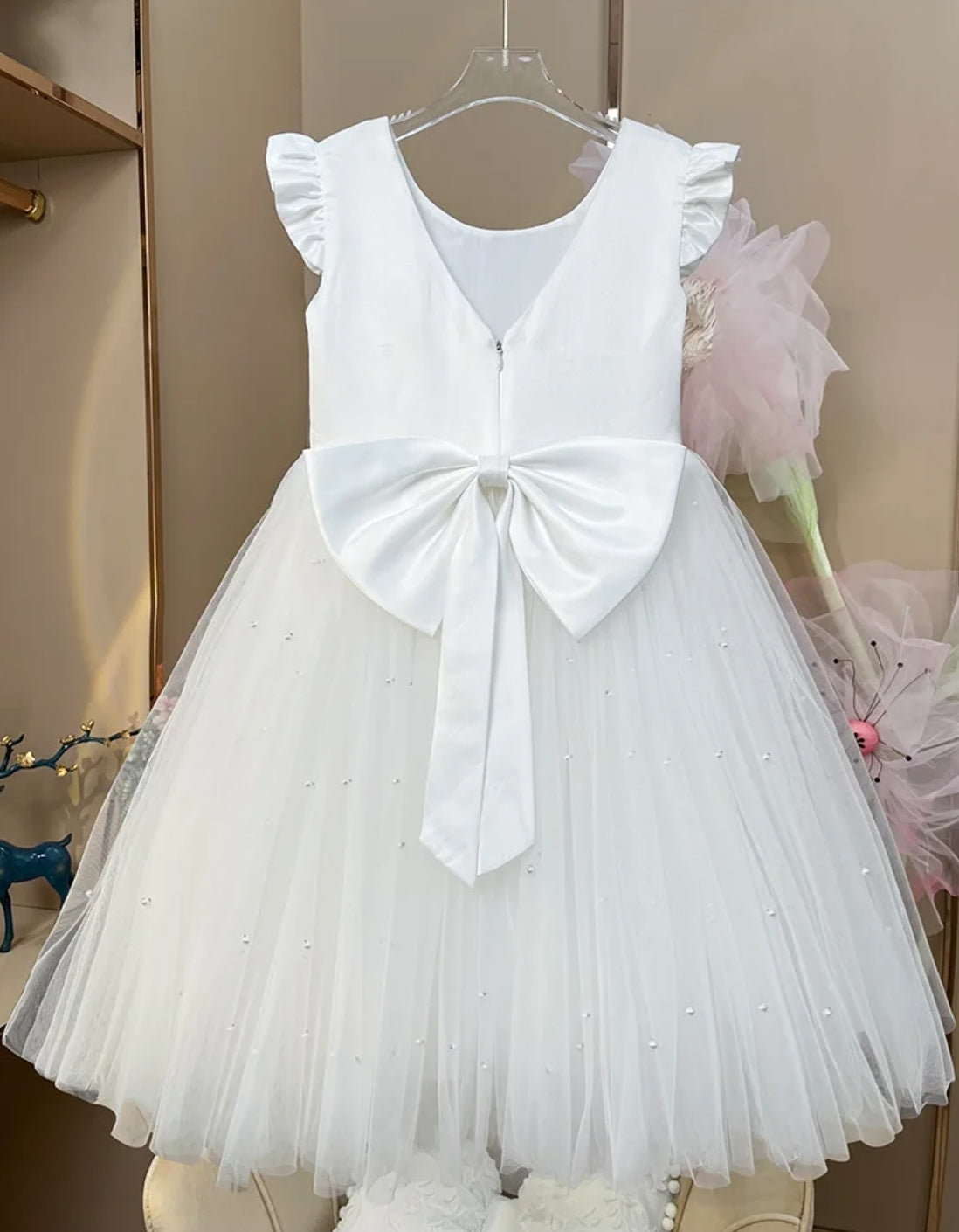 Vestido Blanco con tul y perlitas