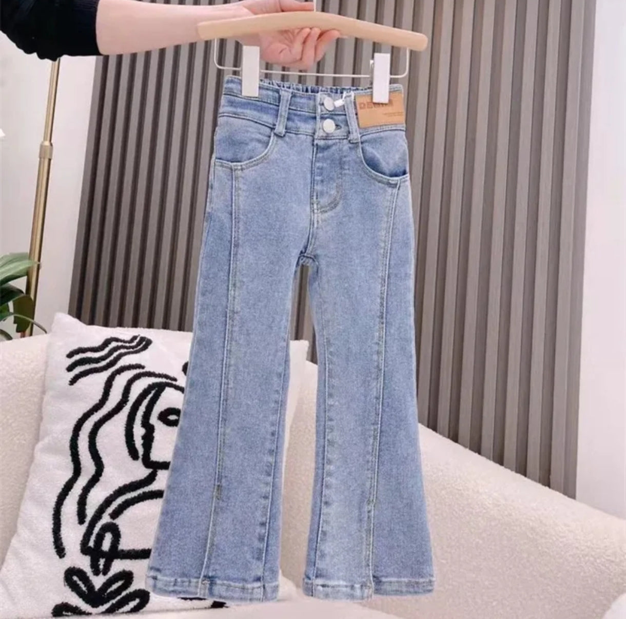 Pantalón De Jeans acampanado