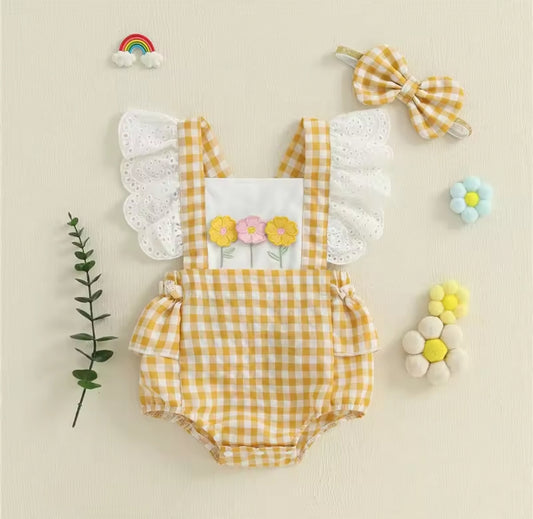 Body a cuadrito con detalles en flores