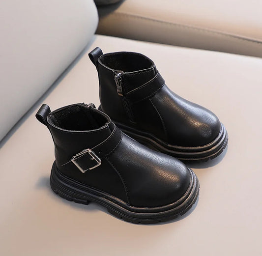 Acc. Bota con Hebilla lateral