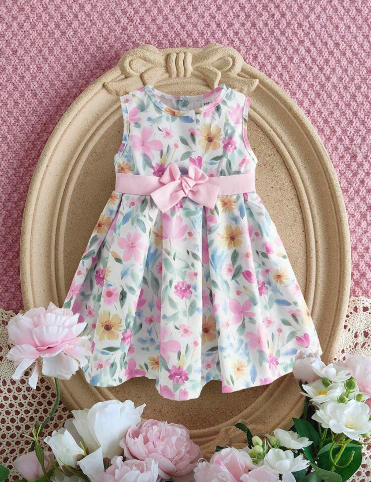 Vestido sin mangas floral
