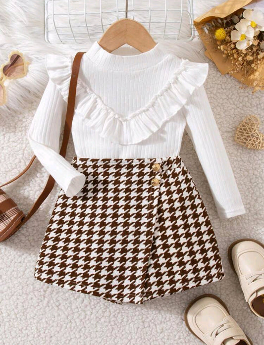 Mangas largas + short pollera a cuadros