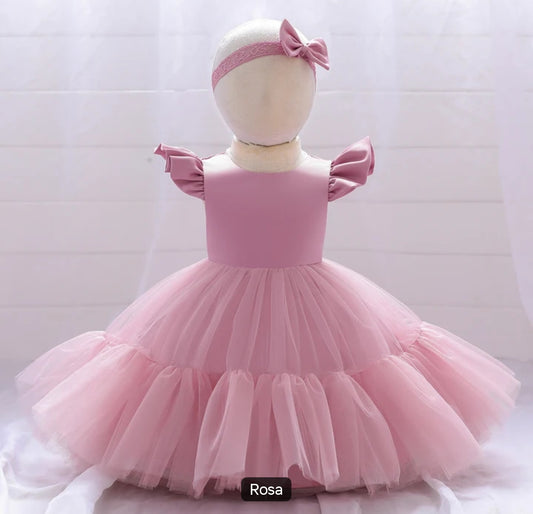 Vestido Elegante con mangas y tul