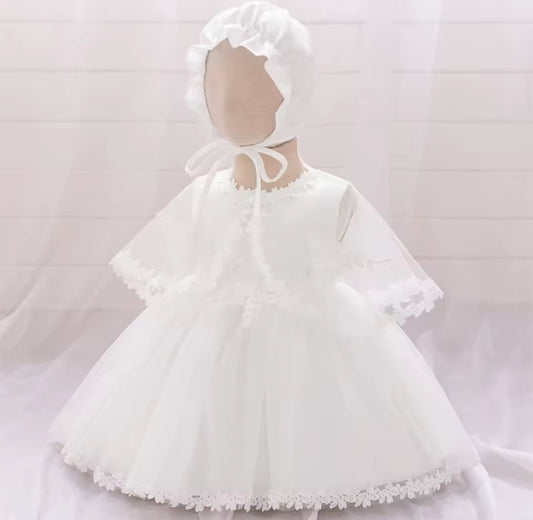 Vestido Blanco sin mangas con encaje+ gorrito