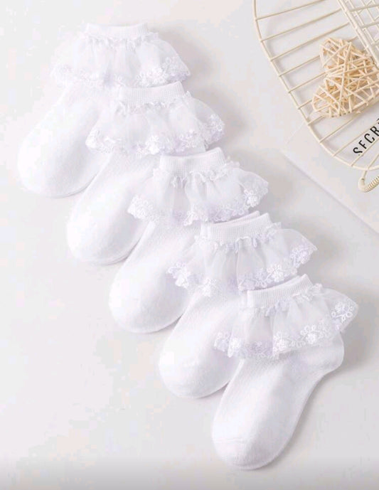 Acc. Medias cortas con encajes