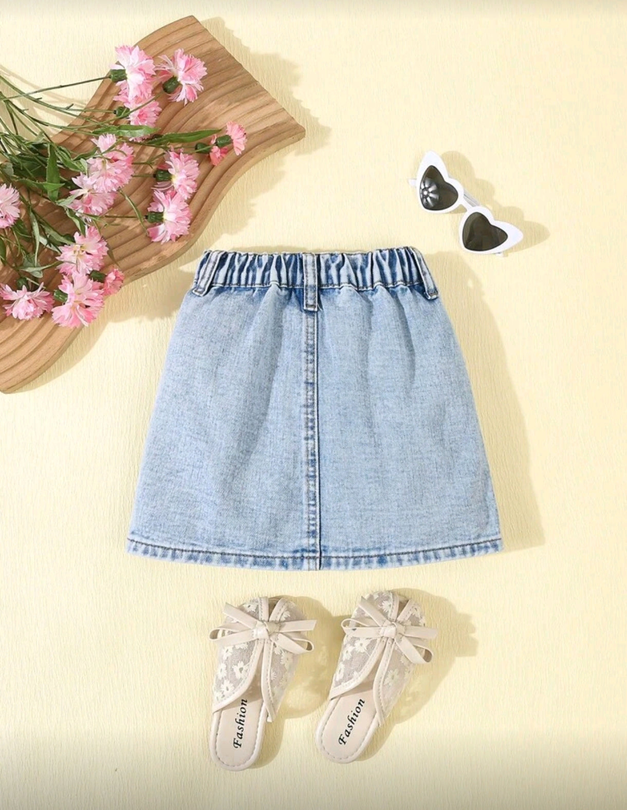Falda de jeans con bolsillo de corazon